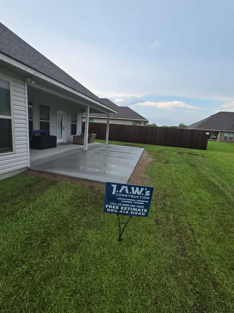 Covered patio with concrete slab
